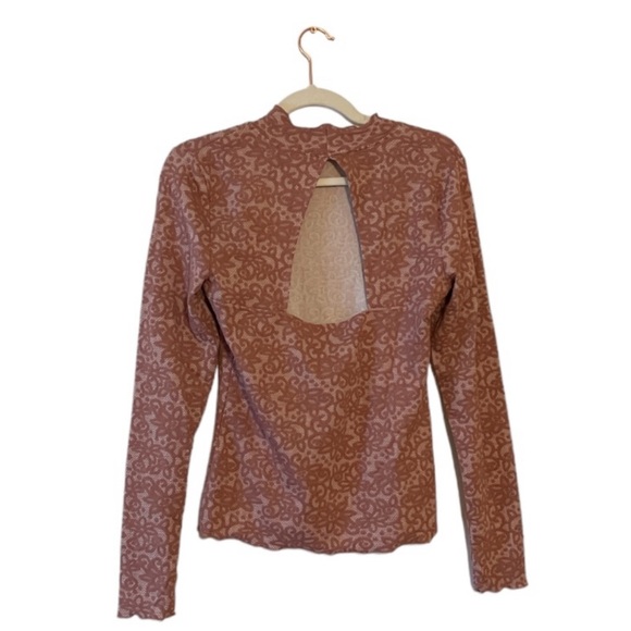 Buckle Spring Floral Long Sleeve Lettuce Trim Textured Mauve Top Women’s Medium - Picture 3 of 7